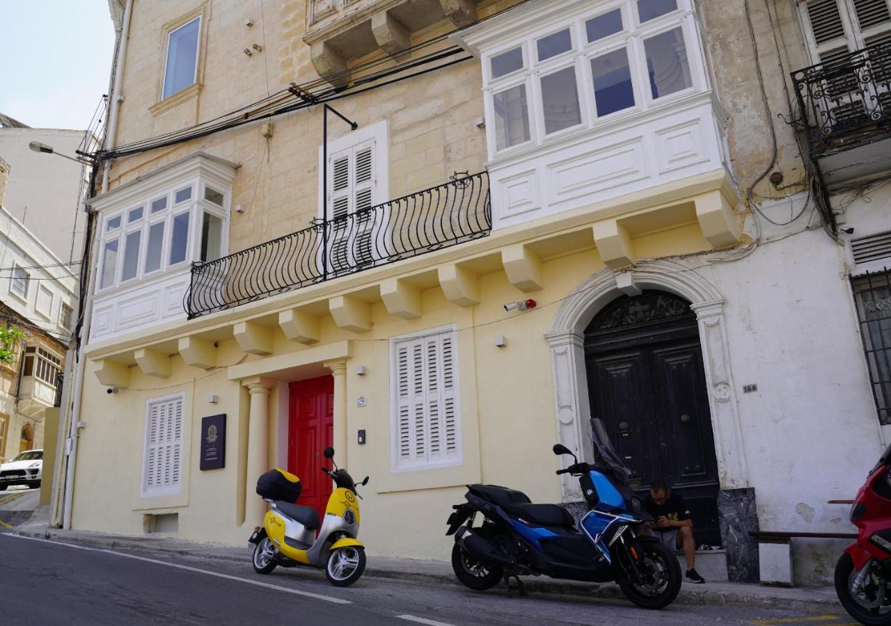 The Rose Hostel San Ġiljan Extérieur photo